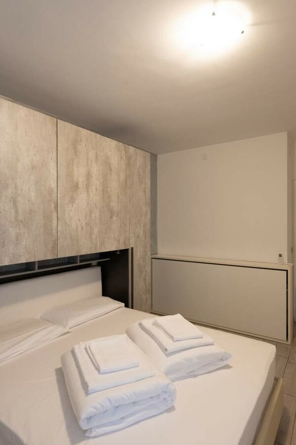 Appartamento Superior 2 camere da letto, 2 balconi, vista lago laterale 