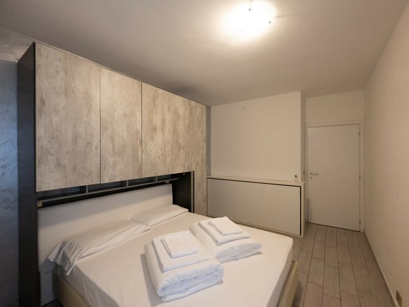 Appartamento Superior 2 camere da letto, 2 balconi, vista lago laterale 